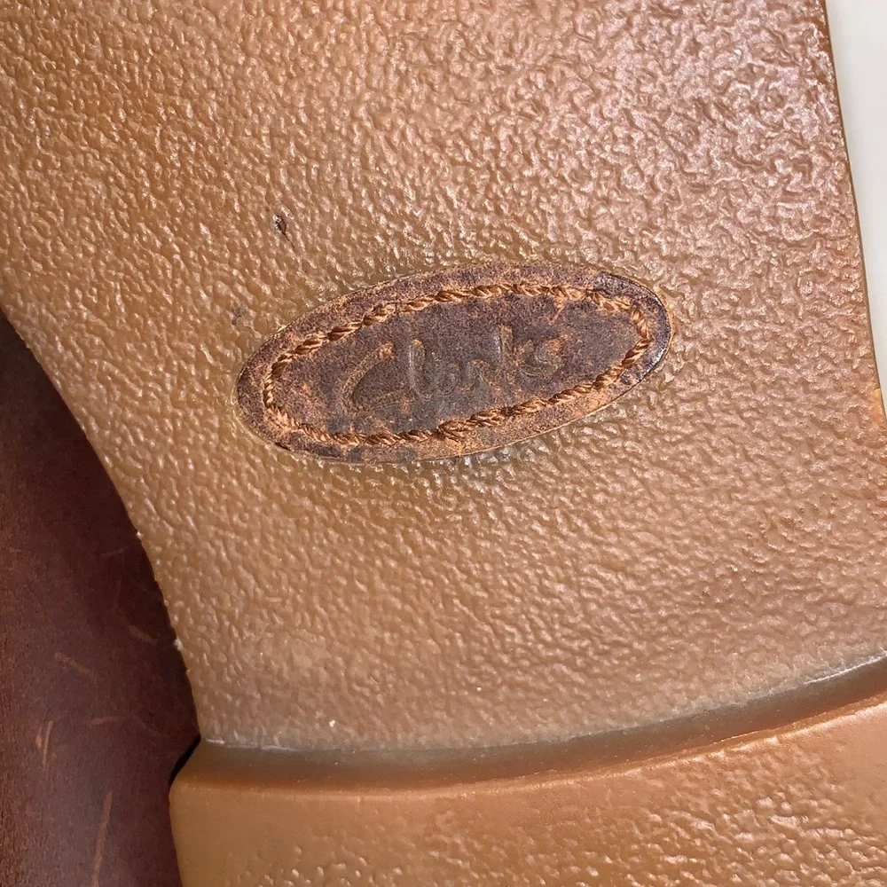 Clarks Men's Dark Brown Leather Chukka Boots